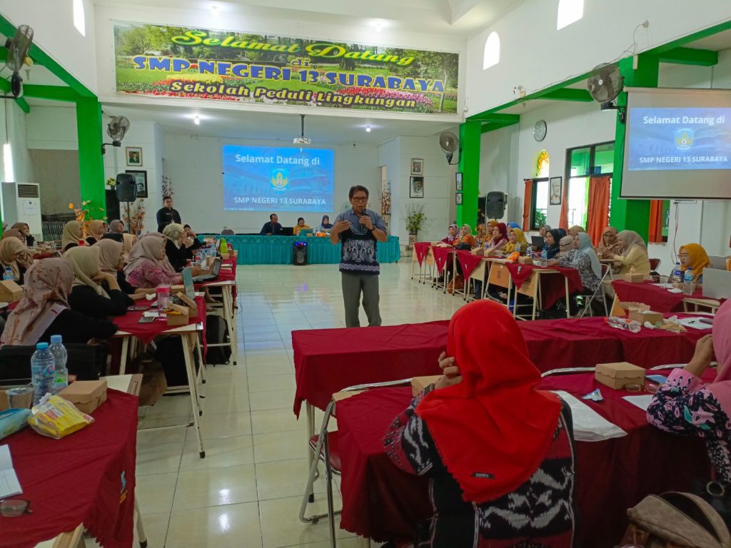 Dispendik Surabaya Gencarkan Pembekalan Guru Kelas 1 yang Bakal Dampingi Siswa Inklusi