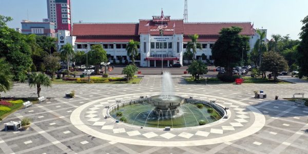 Kemiskinan di Surabaya