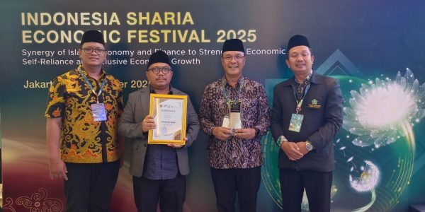 Gerakan Wakaf Uang Surabaya