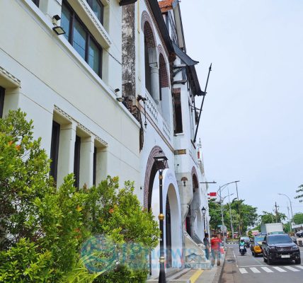 Gedung Singa Surabaya